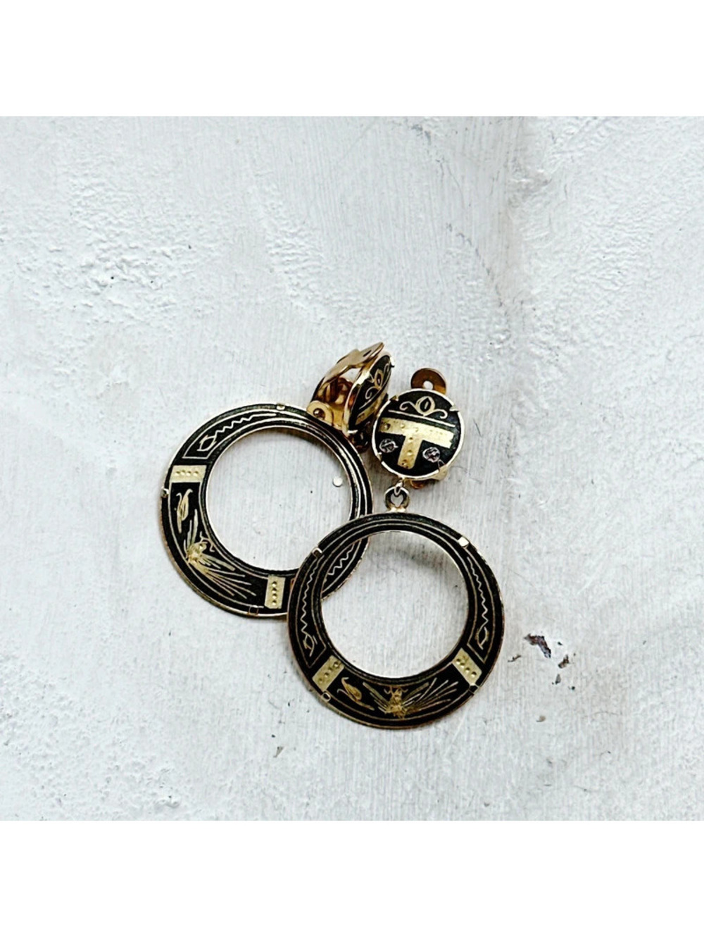 1394mc. Damascene Vintage Clip On Earrings